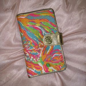 Lily Pulitzer wallet, phone holder, wristlet💗